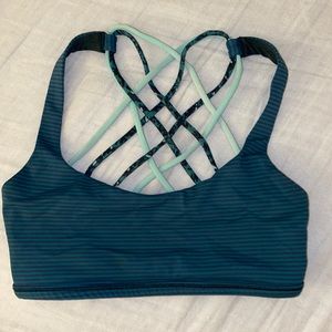 Lululemon free to be wild sports bra